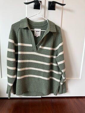 aerie Olive Green and Cream Striped V-Neck Collared Sweater